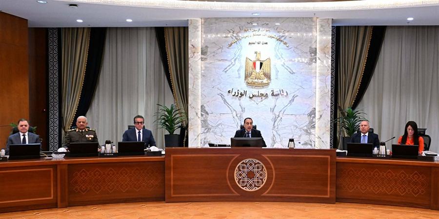 رئيس الوزراء يستعرض نتائج زيارة الرئيس لبروكسل واستعدادات افتتاح المتحف المصري